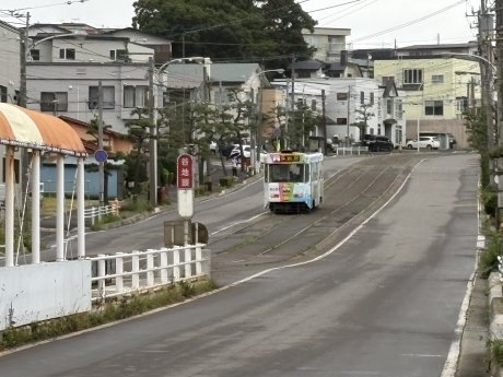 谷地頭電停