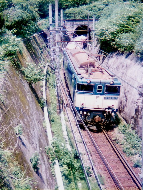 奥多摩工業を巡る鉄道たち
